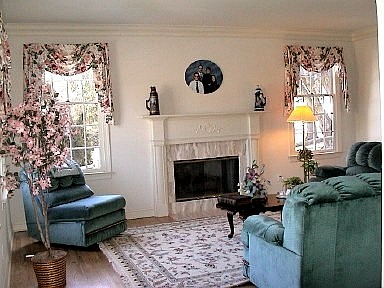 Living room, Villanova PA home for sale