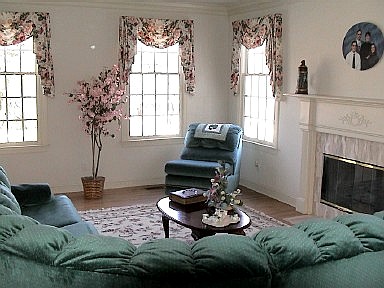 Living room, Villanova PA Pennsylvania home for sale